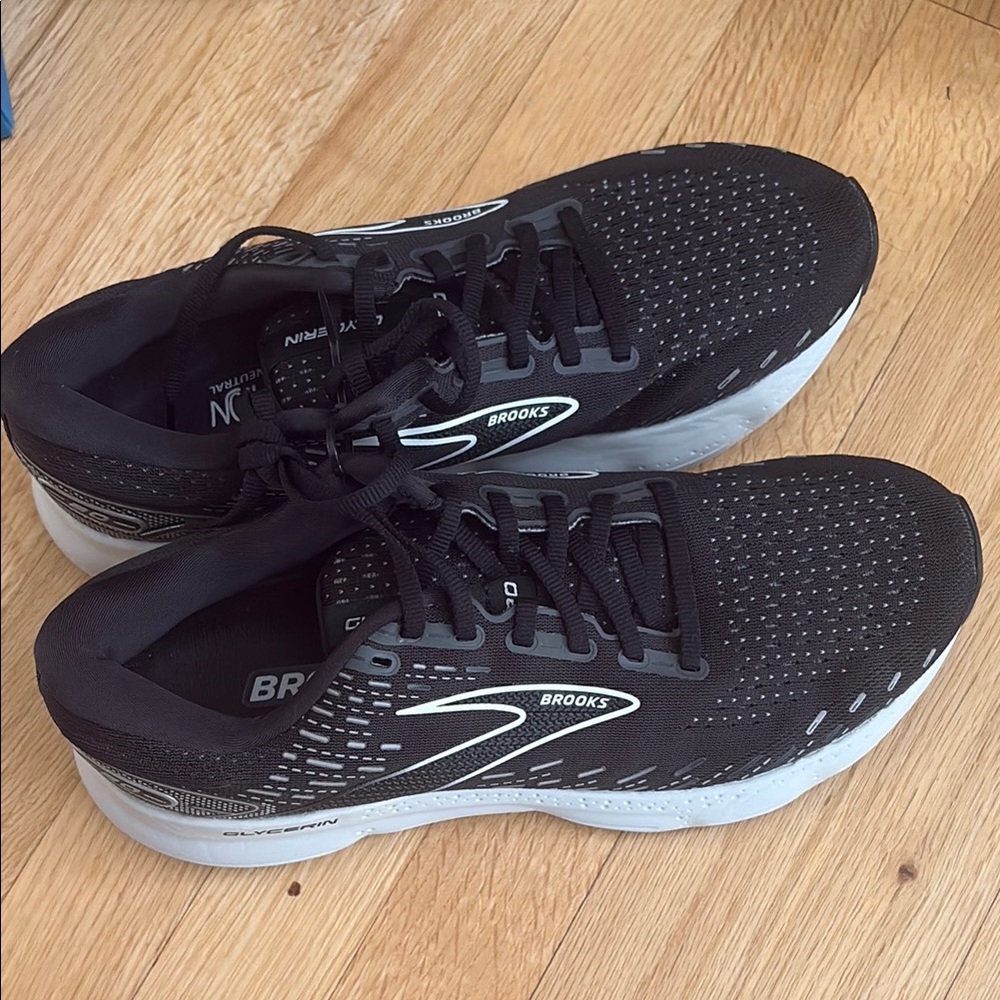Brooks glycerine sneakers